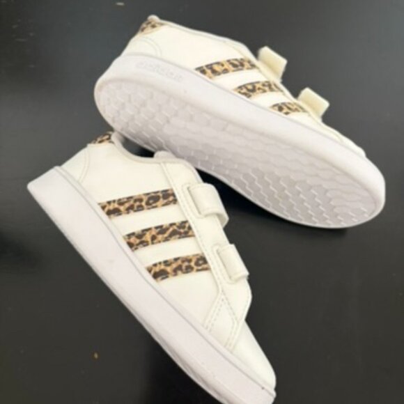 Toddler Girl Adidas Shoes Never Worn - Picture 9 of 9